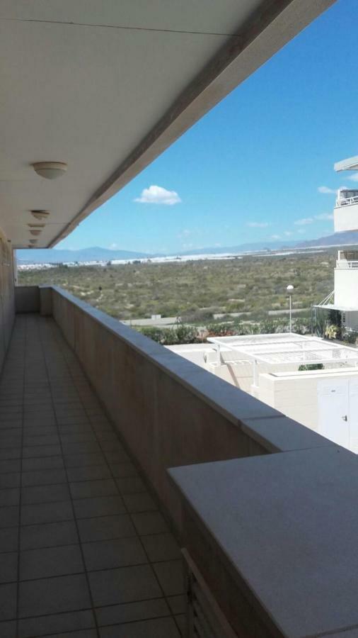 Habitaciones en Casa compartida Retamar Almería Exterior foto